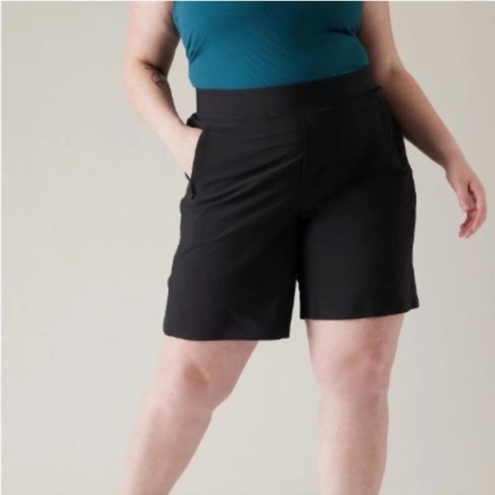 Athleta Brooklyn Burmuda 9" Shorts Black #798599‎ Stretch Women's Size 20 NWT